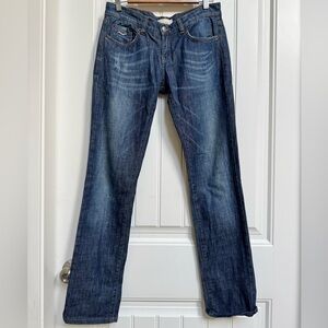 Odd Molly Straight Cut Low Rise Jeans. Size 1 (small or US size 6) w 31” Inseam